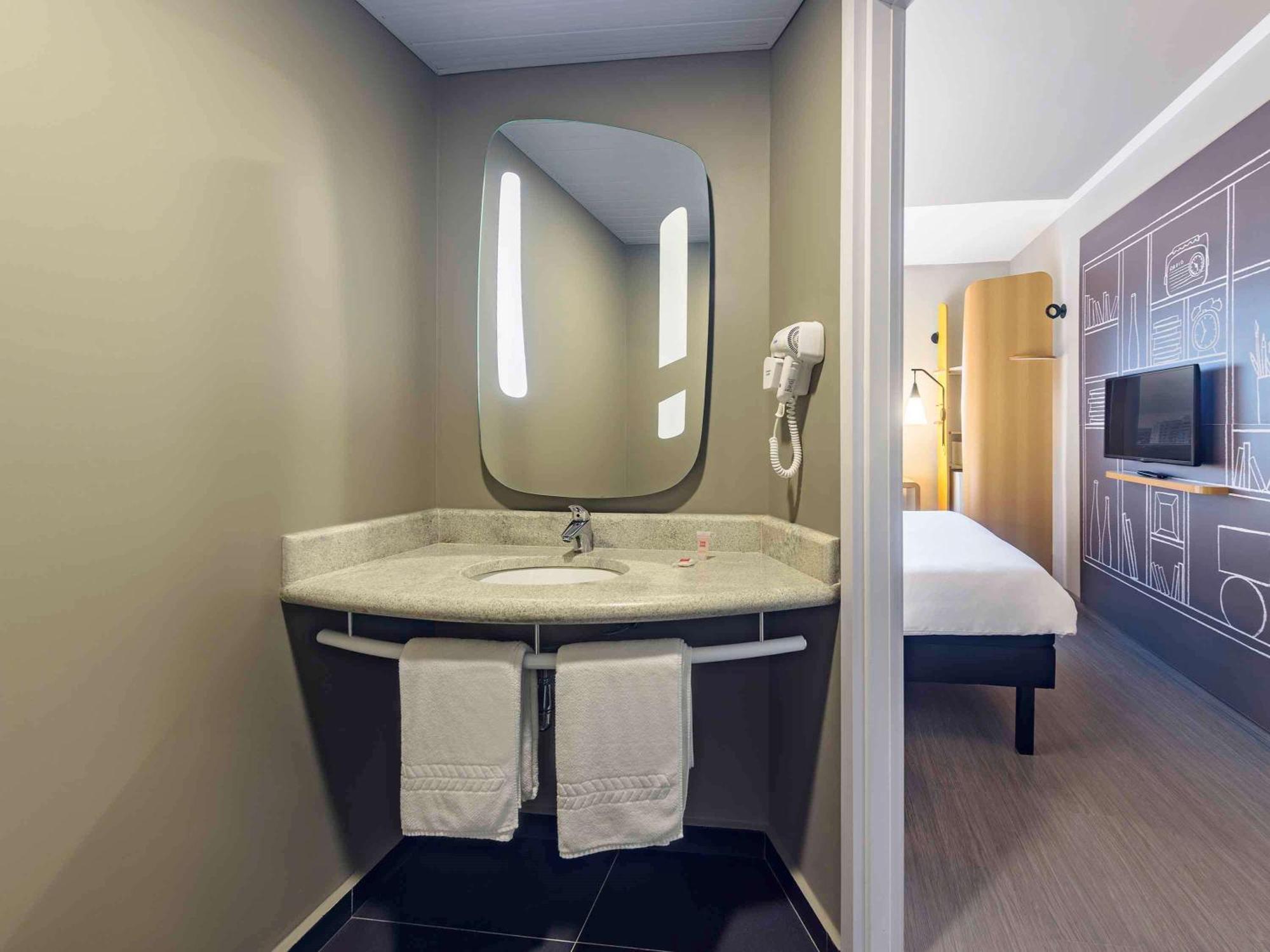 Ibis Jacarei Hotell Eksteriør bilde